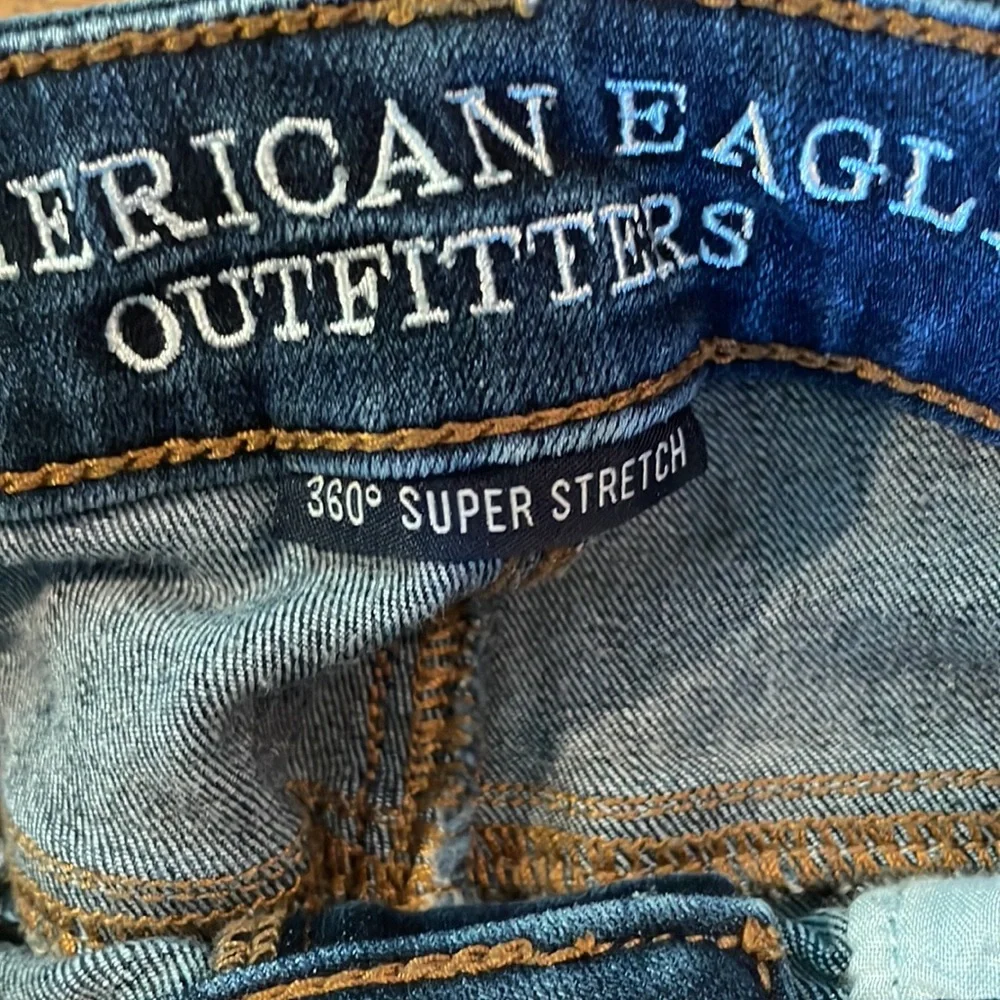 American Eagle Ripped Skinny Jeans - Picture 3 of 3